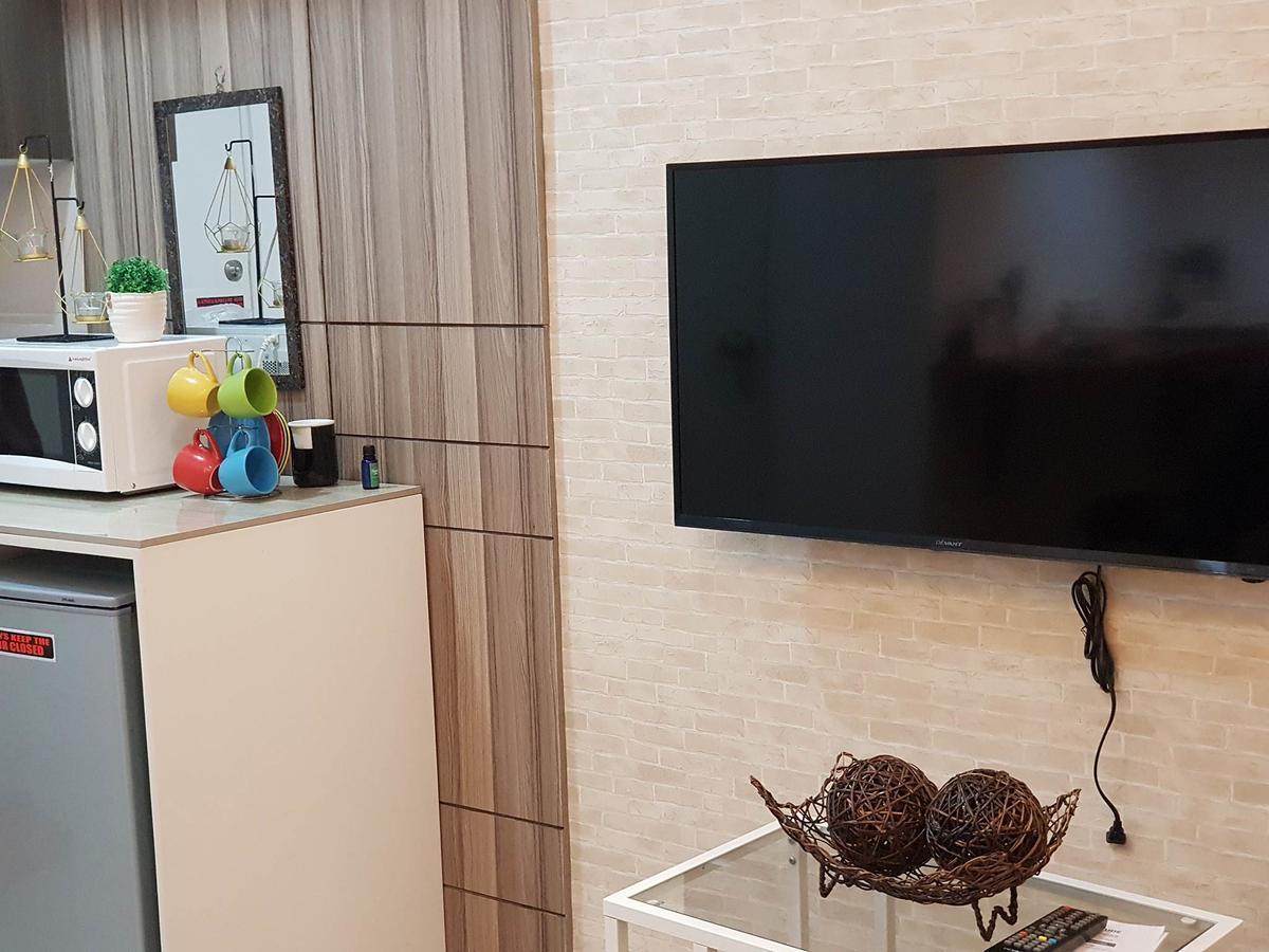 Cozy And Home Vacation Pad タガイタイ エクステリア 写真