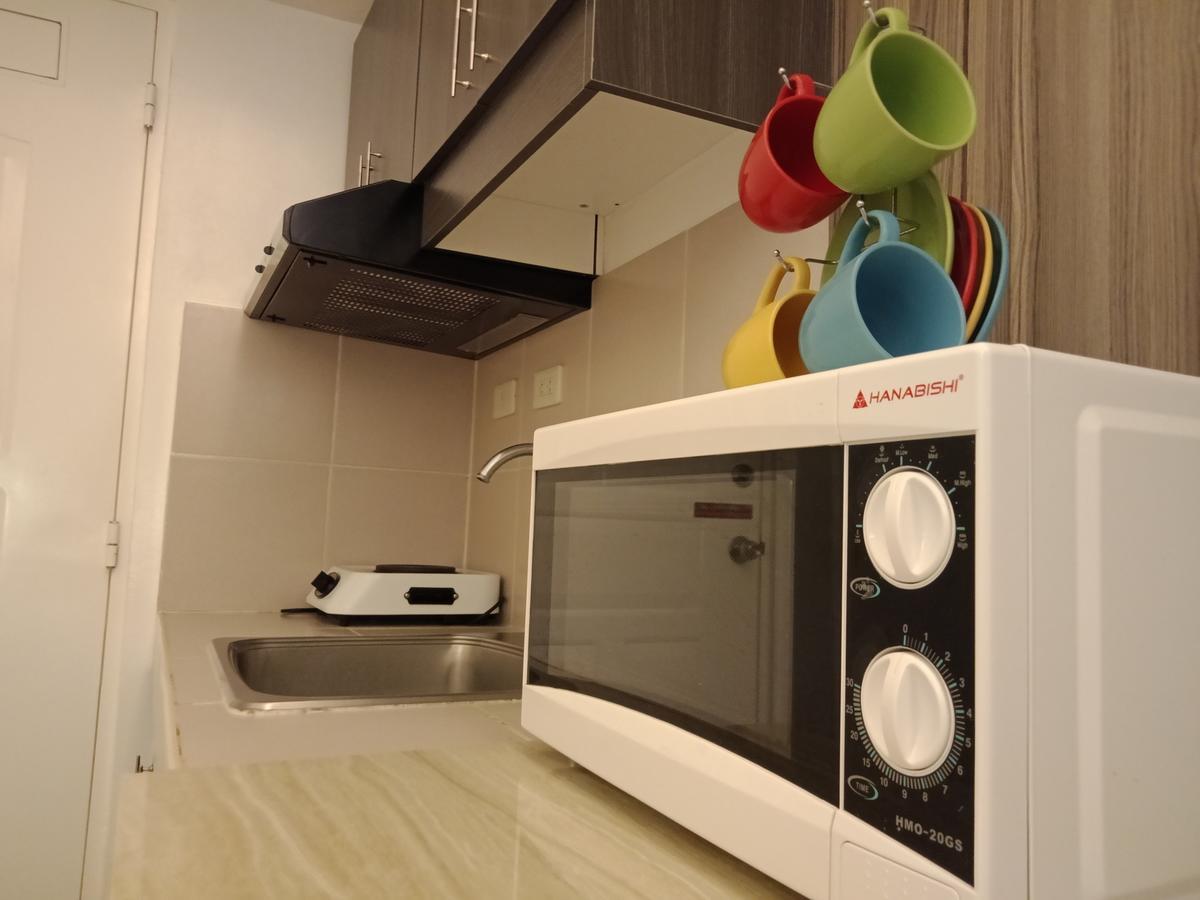 Cozy And Home Vacation Pad タガイタイ エクステリア 写真