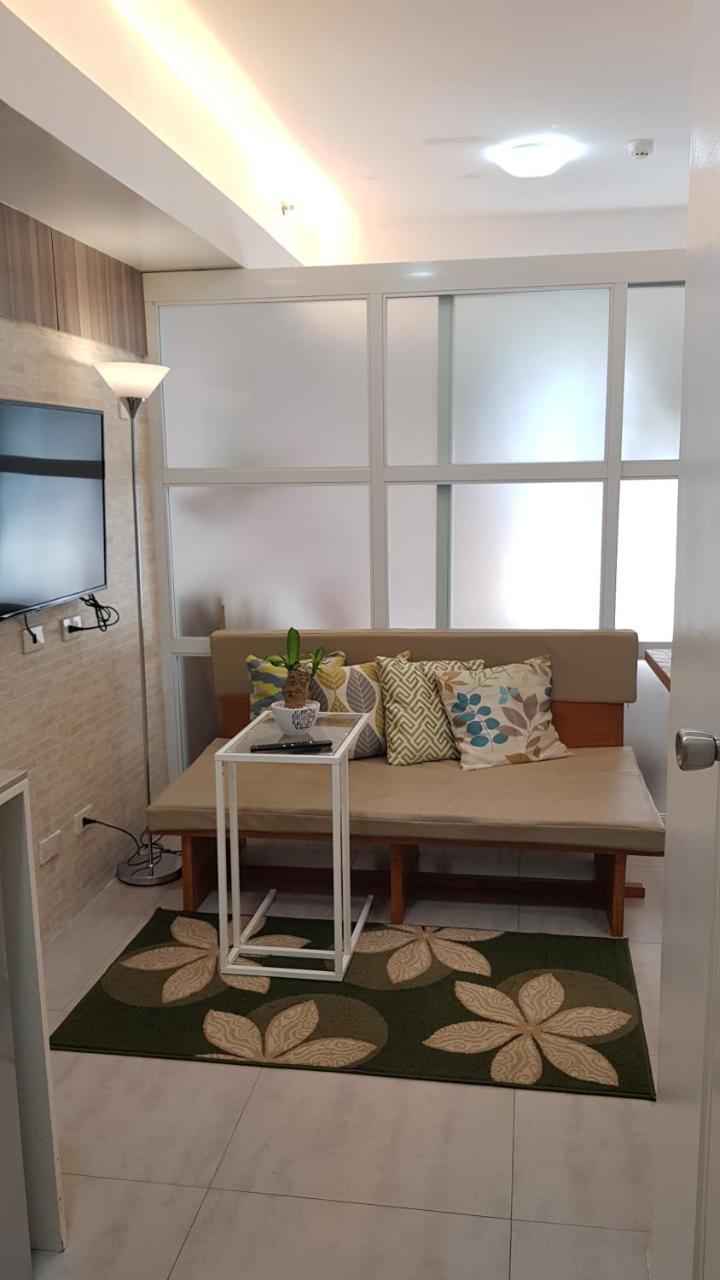 Cozy And Home Vacation Pad タガイタイ エクステリア 写真