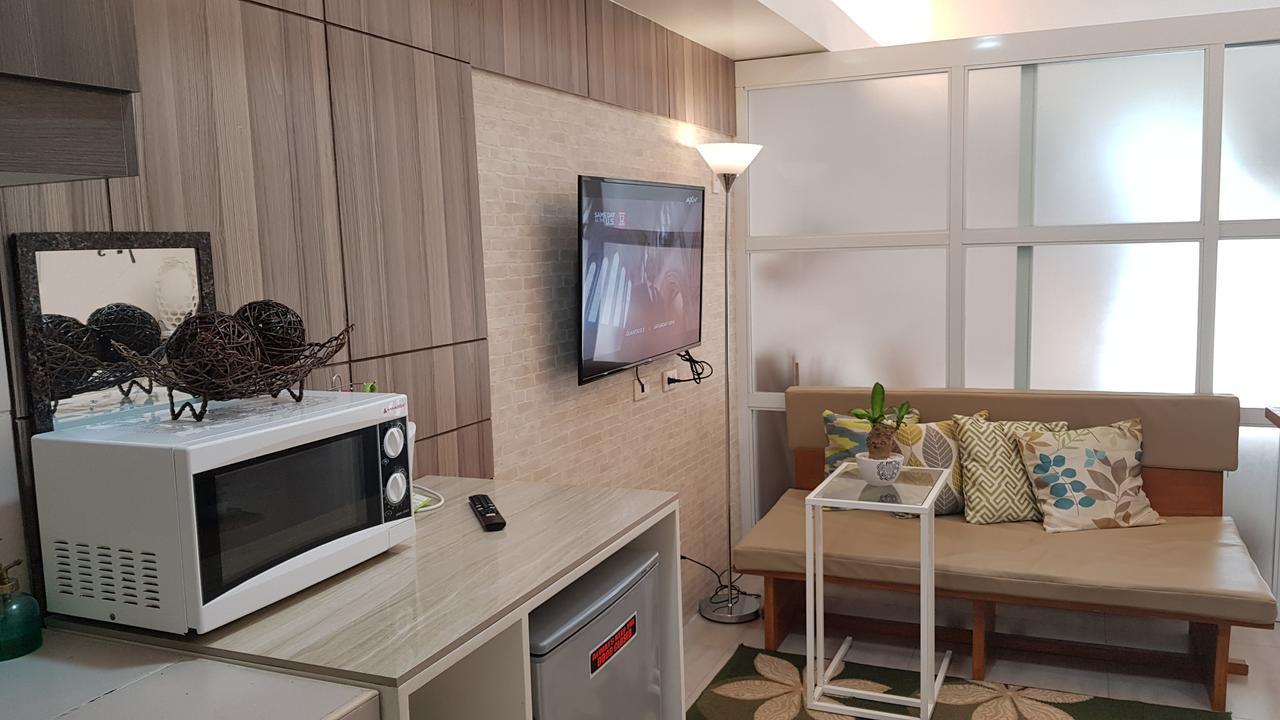 Cozy And Home Vacation Pad タガイタイ エクステリア 写真