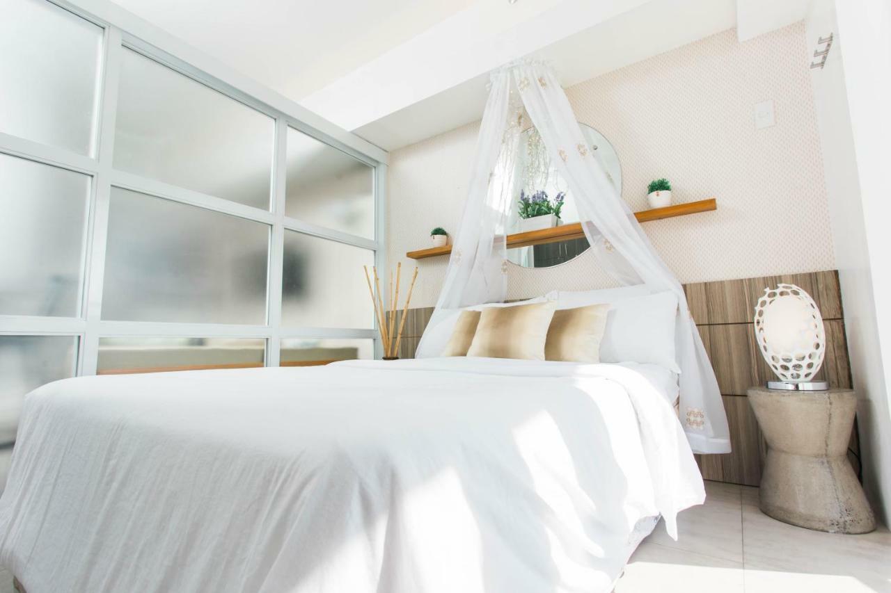 Cozy And Home Vacation Pad タガイタイ エクステリア 写真