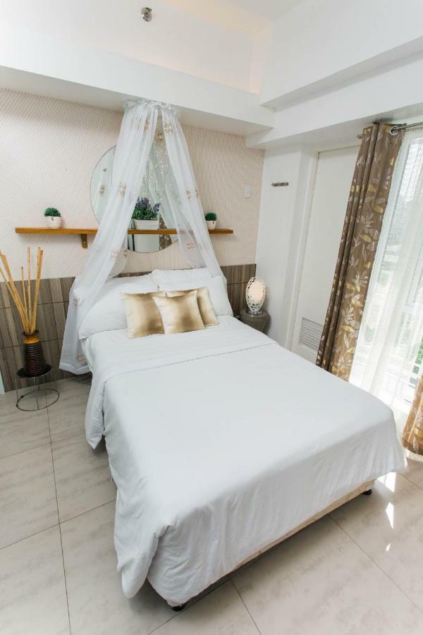 Cozy And Home Vacation Pad タガイタイ エクステリア 写真