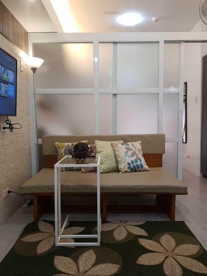 Cozy And Home Vacation Pad タガイタイ エクステリア 写真