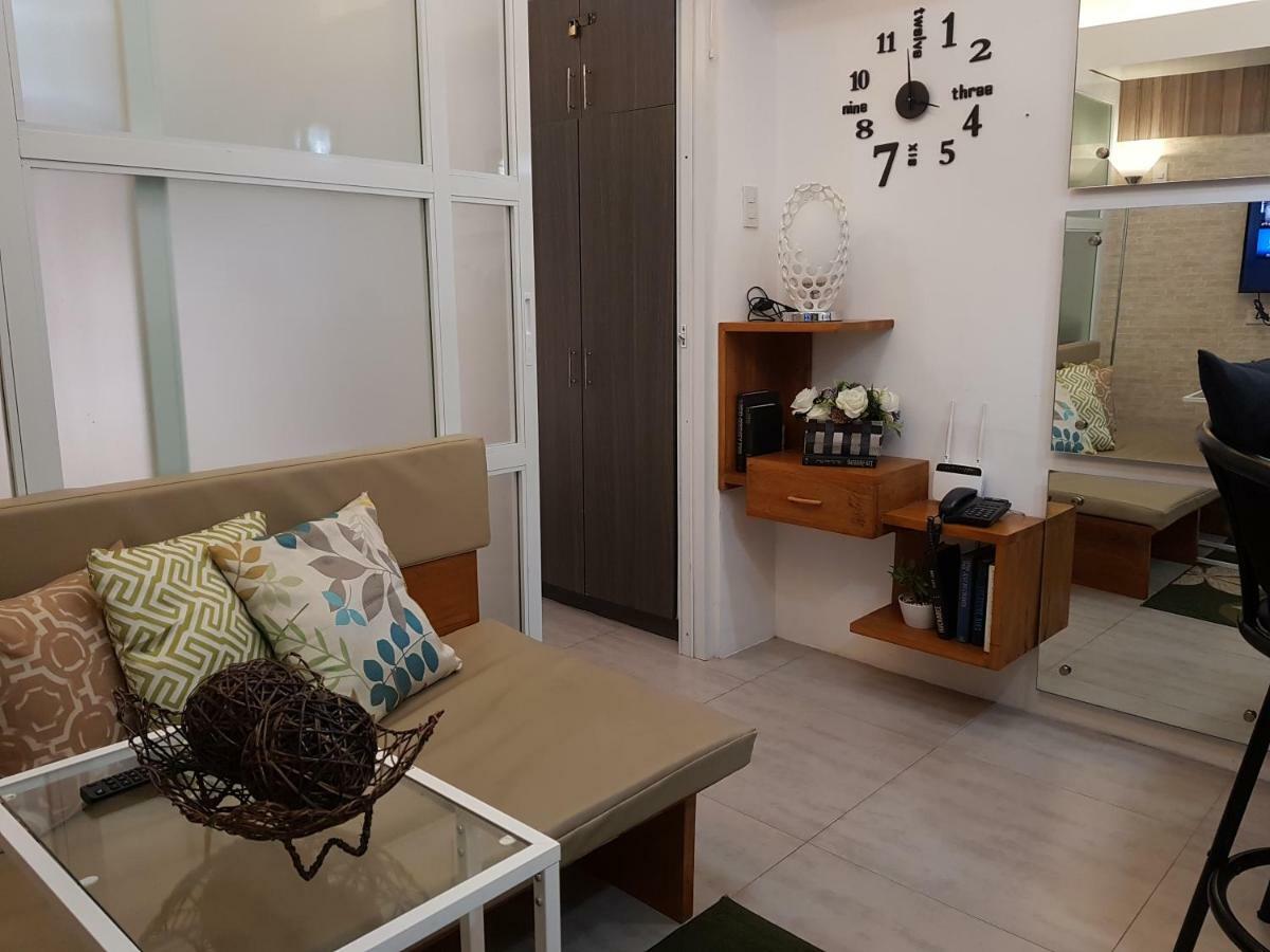 Cozy And Home Vacation Pad タガイタイ エクステリア 写真