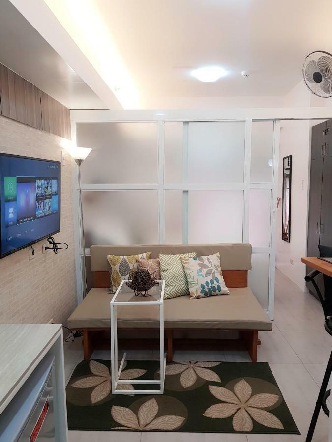Cozy And Home Vacation Pad タガイタイ エクステリア 写真