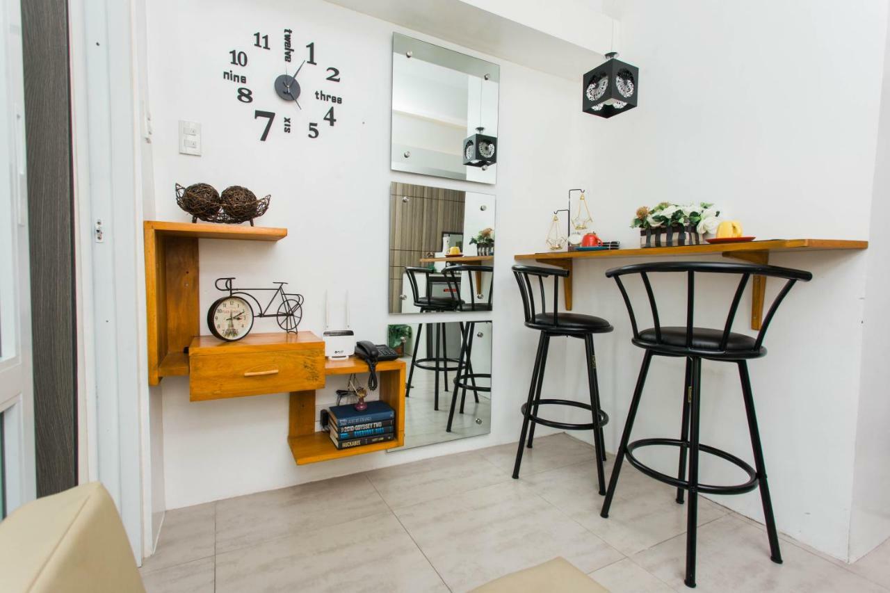 Cozy And Home Vacation Pad タガイタイ エクステリア 写真